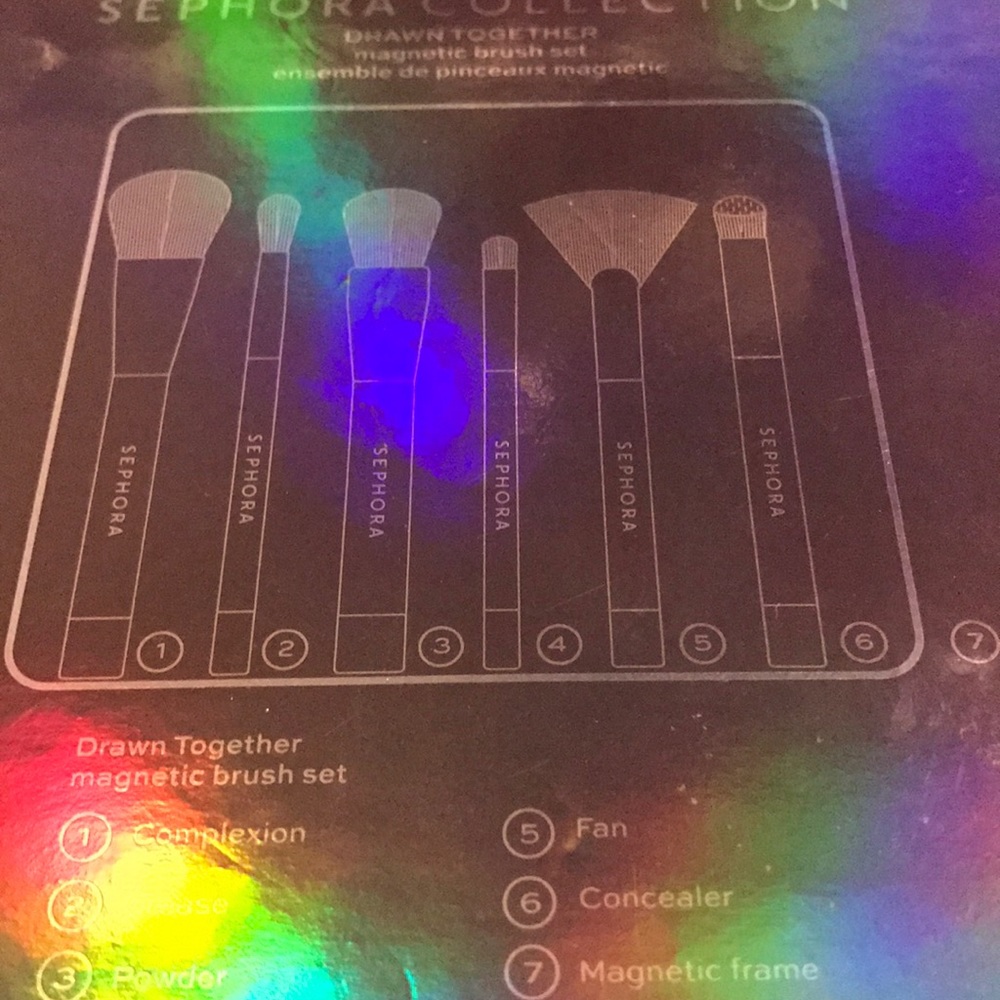 Sephora collection magnetic brush set $195 Value - Picture 4 of 5